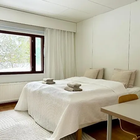 Asunto Laehellae Luontoa, 17min Lentokentaelle Apartmán *