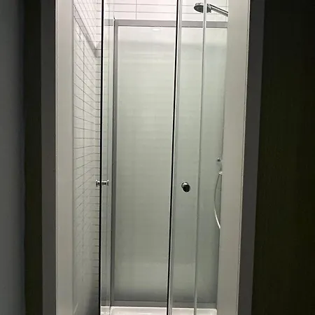 Asunto Laehellae Luontoa, 17min Lentokentaelle * Vantaa